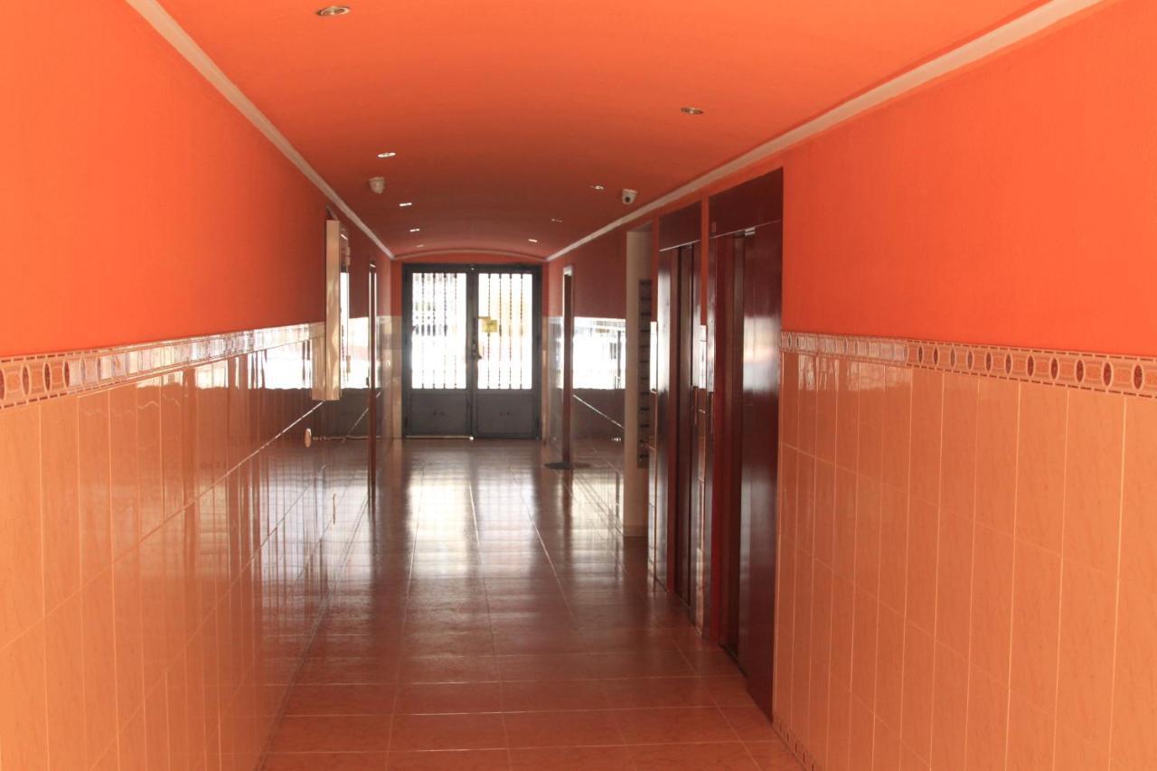 Ferienwohnung Apartamento Urbano Arregui Torrevieja Exterior foto