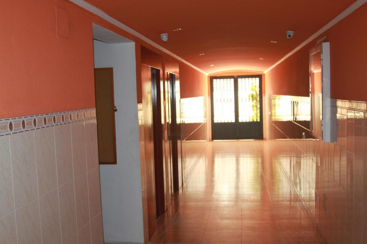 Ferienwohnung Apartamento Urbano Arregui Torrevieja Exterior foto